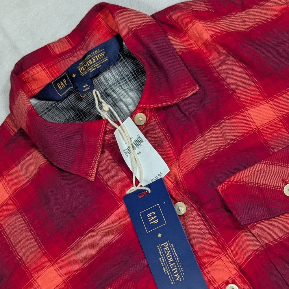 NEW Gap x Pendleton Mens XS Red Plaid Flannel Rayon Button Down Shirt